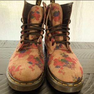 Size 9 Dr Martens Women’s Brown Floral Castel Lace Up Combat Boots